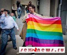 Школьники помешали гей-параду Школьники помешали гей-параду