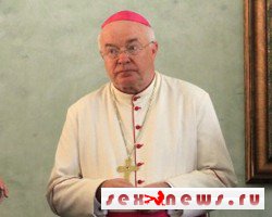 Архиепископ-растлитель лишен духовного сана Архиепископ-растлитель лишен духовного сана